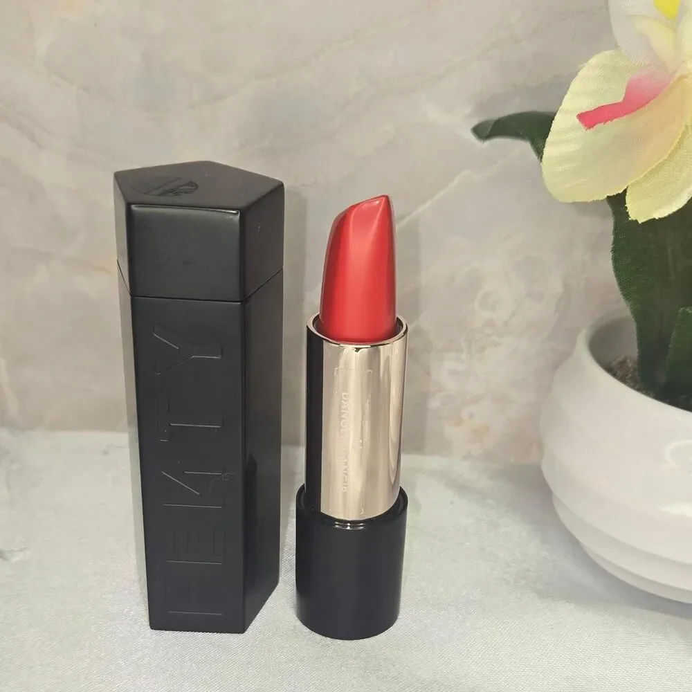 Fenty-beauty Red lipstick
